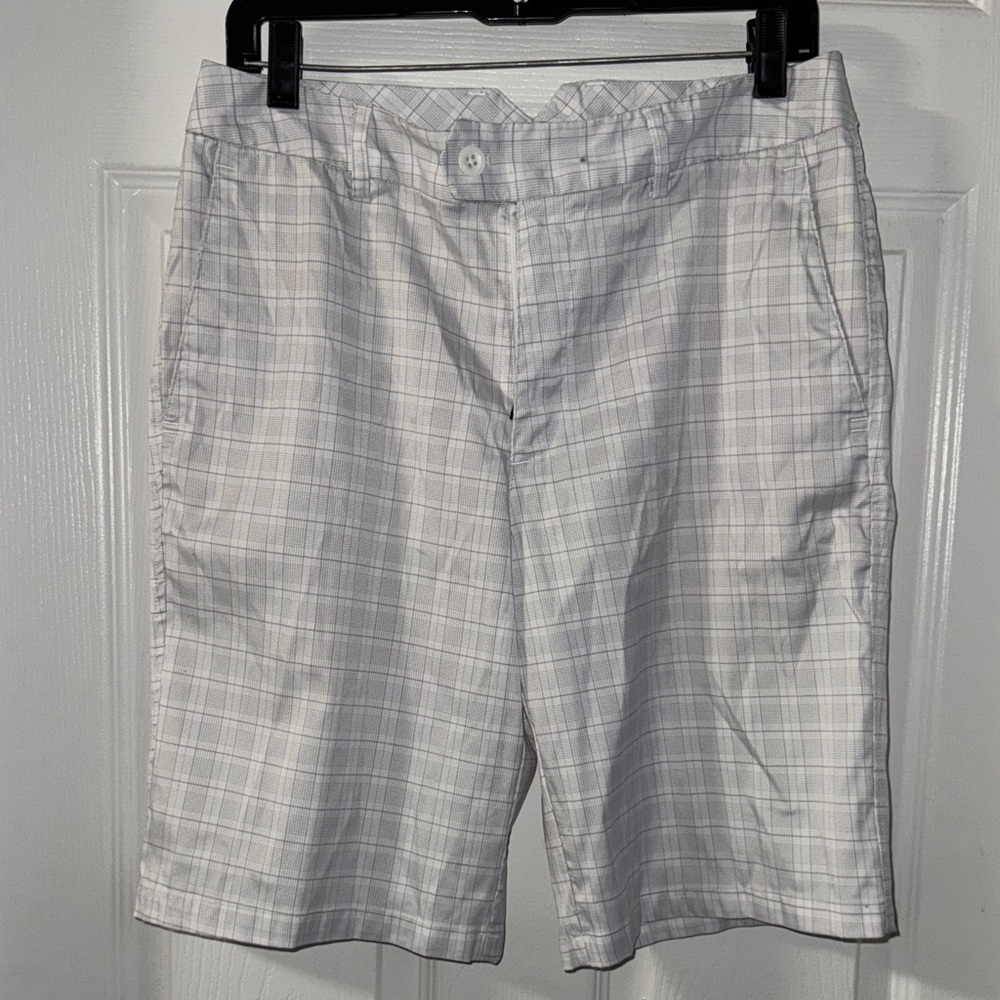 Under Armour Men's Light Gray Plaid Shorts